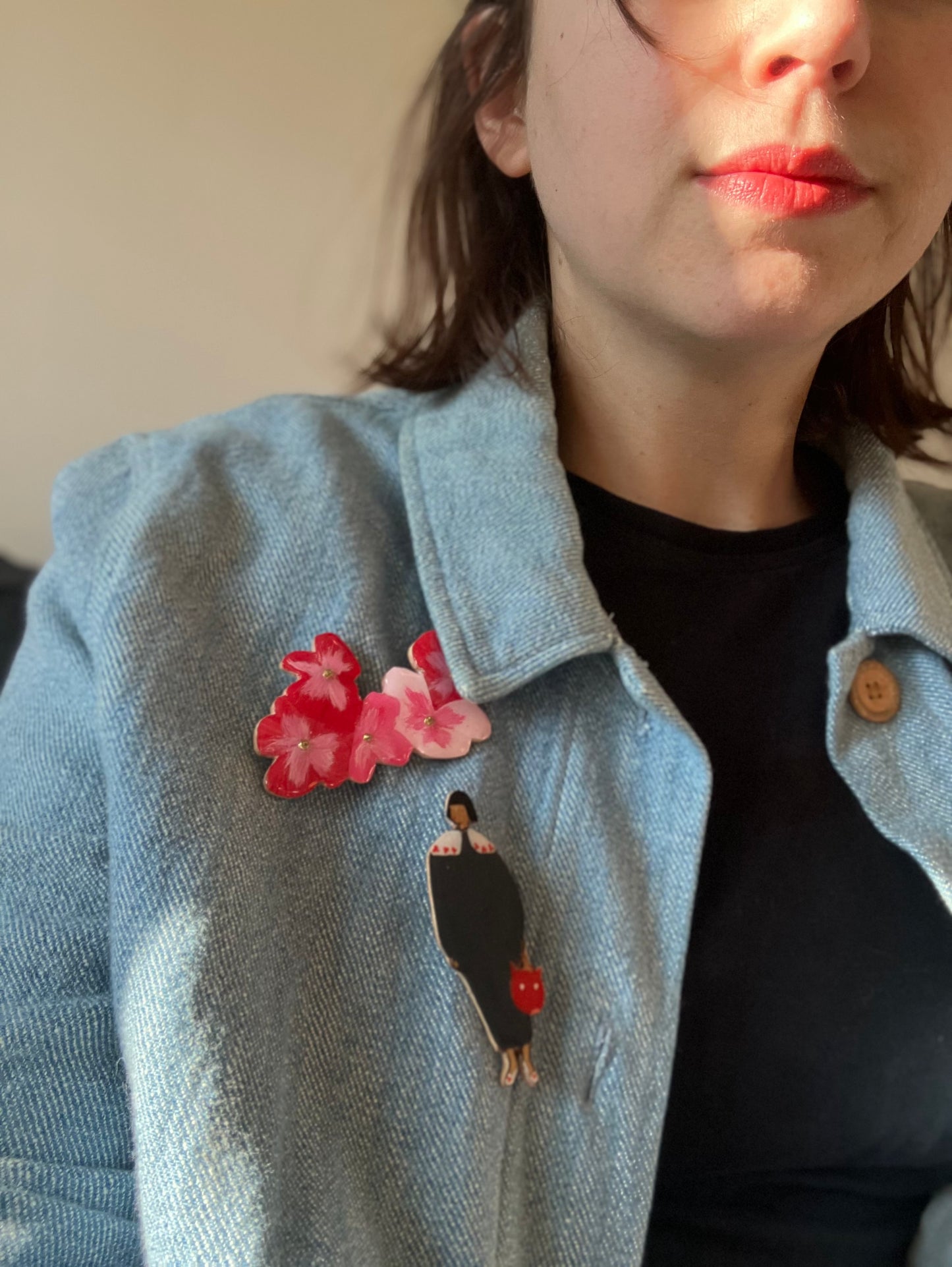 Broche Sonia au col Claudine