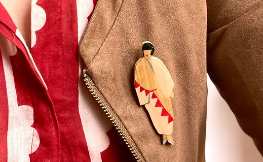 Comment sont nées les broches Sonia Kimono et les baigneuses ?