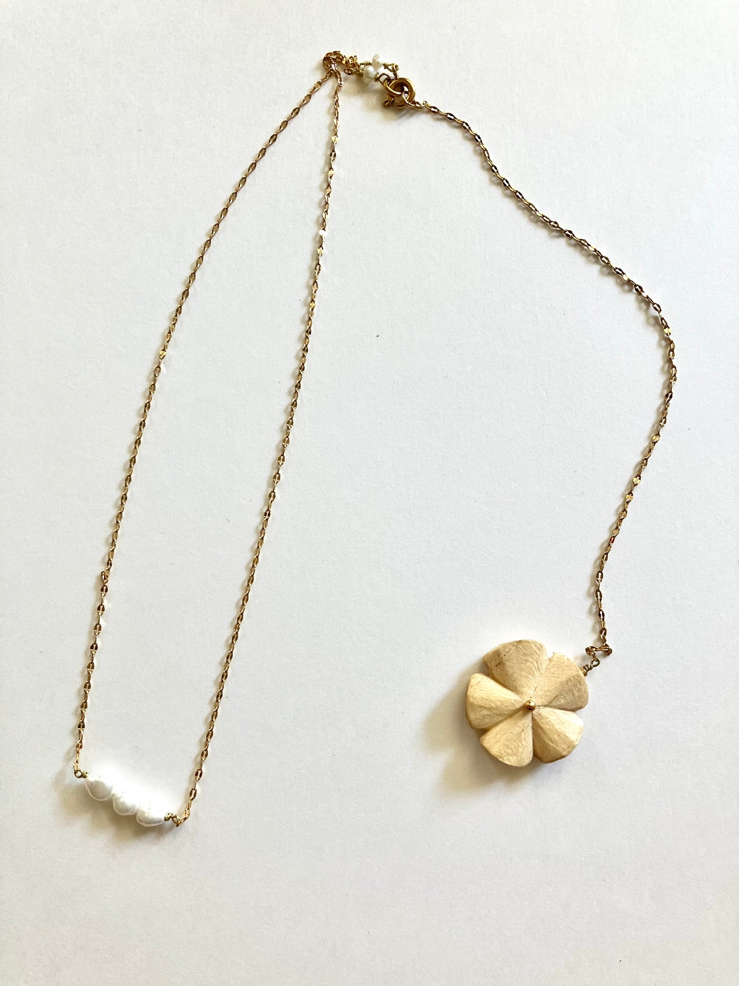 Collier Dos Emma