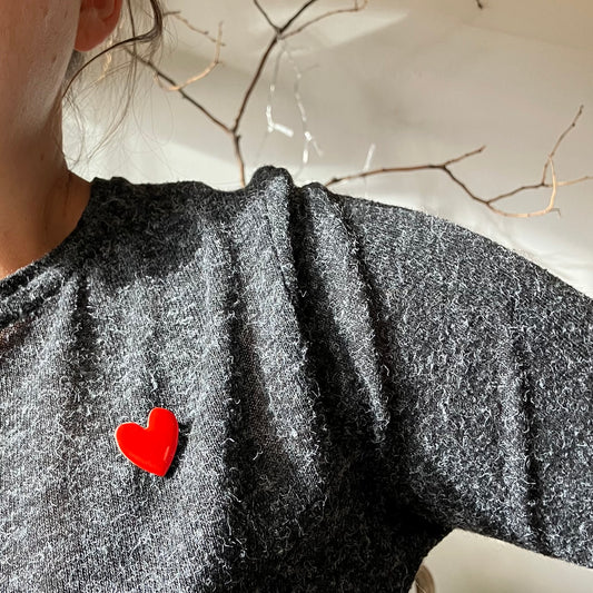 Broches cœur rouge ou paillettes